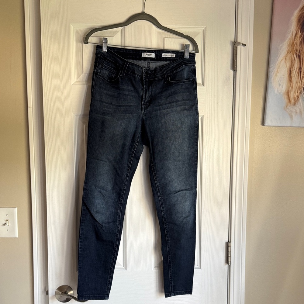 Kensie Dark Wash Skinny Jeans